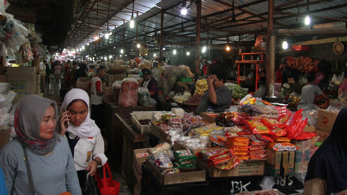Bansos Tapt Sasaran Meredakan Dampak Resesi Ekonomi